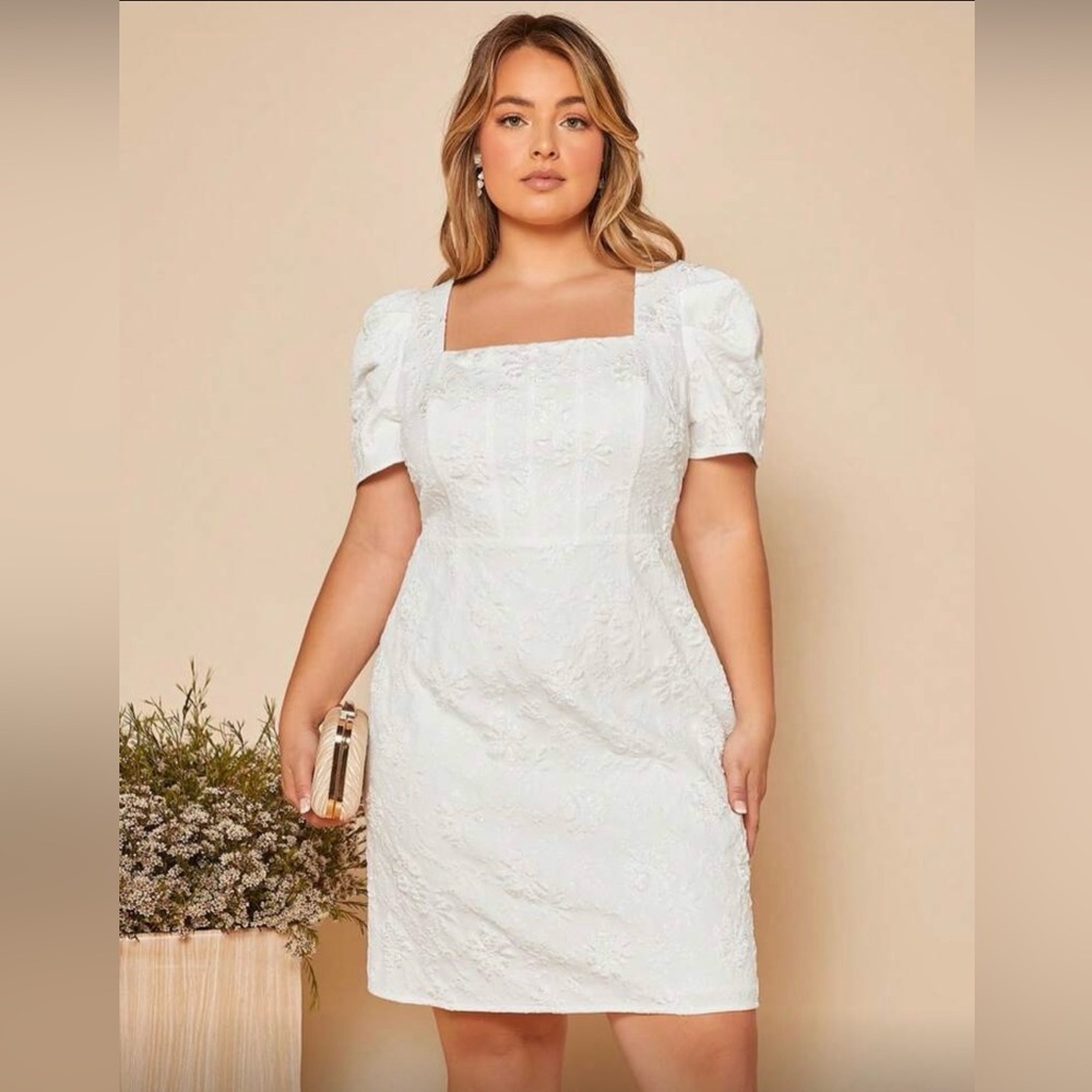SHEIN White Floral Textured Dress. 4X